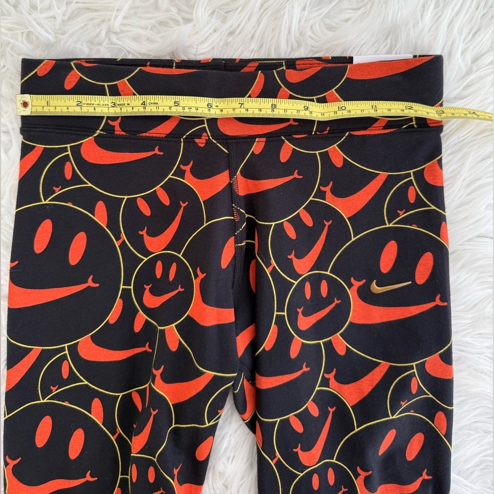 Nike Mid Rise Essentials Bike Shorts - Picture 6 of 10